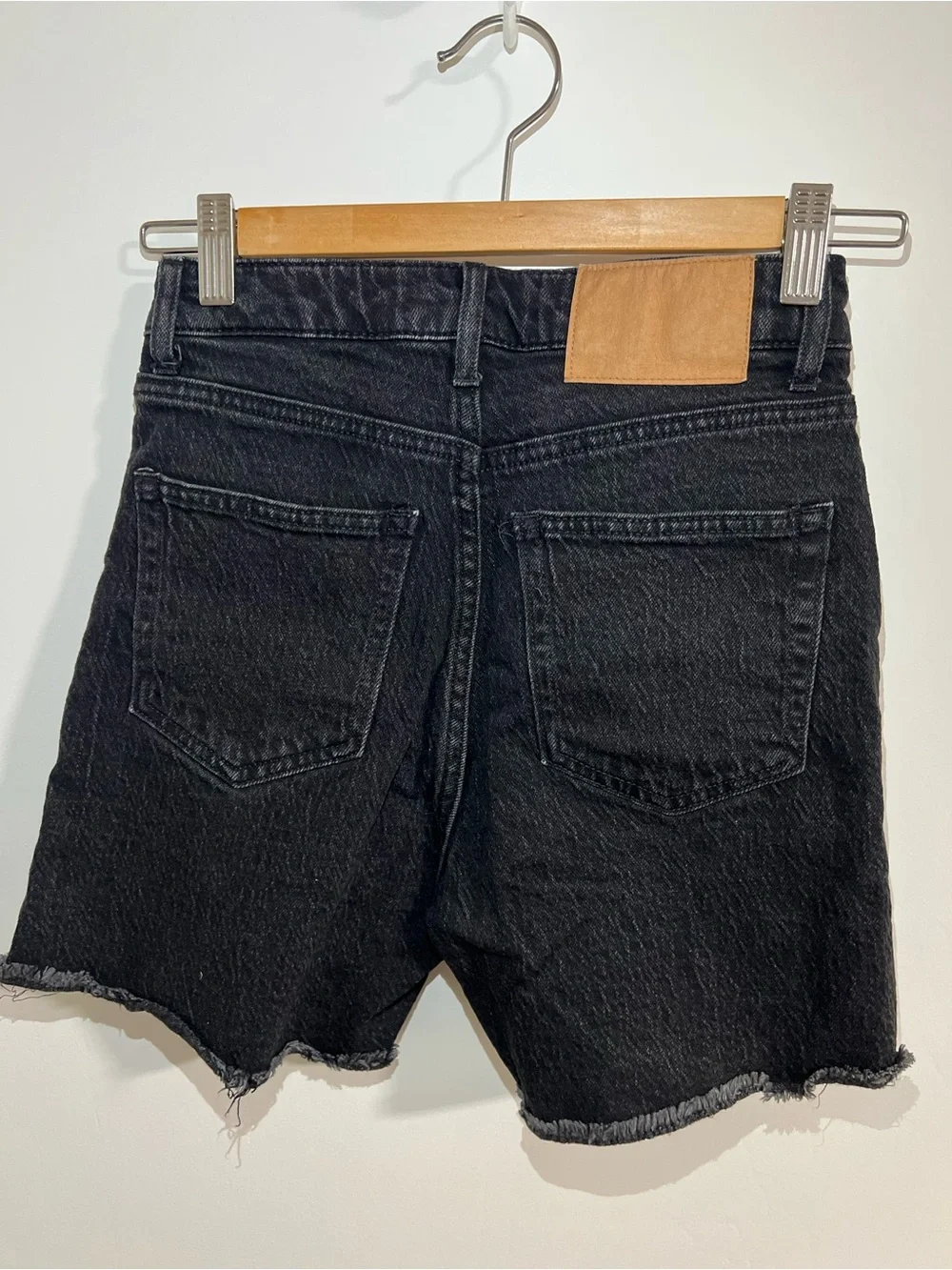 H&M mid rise